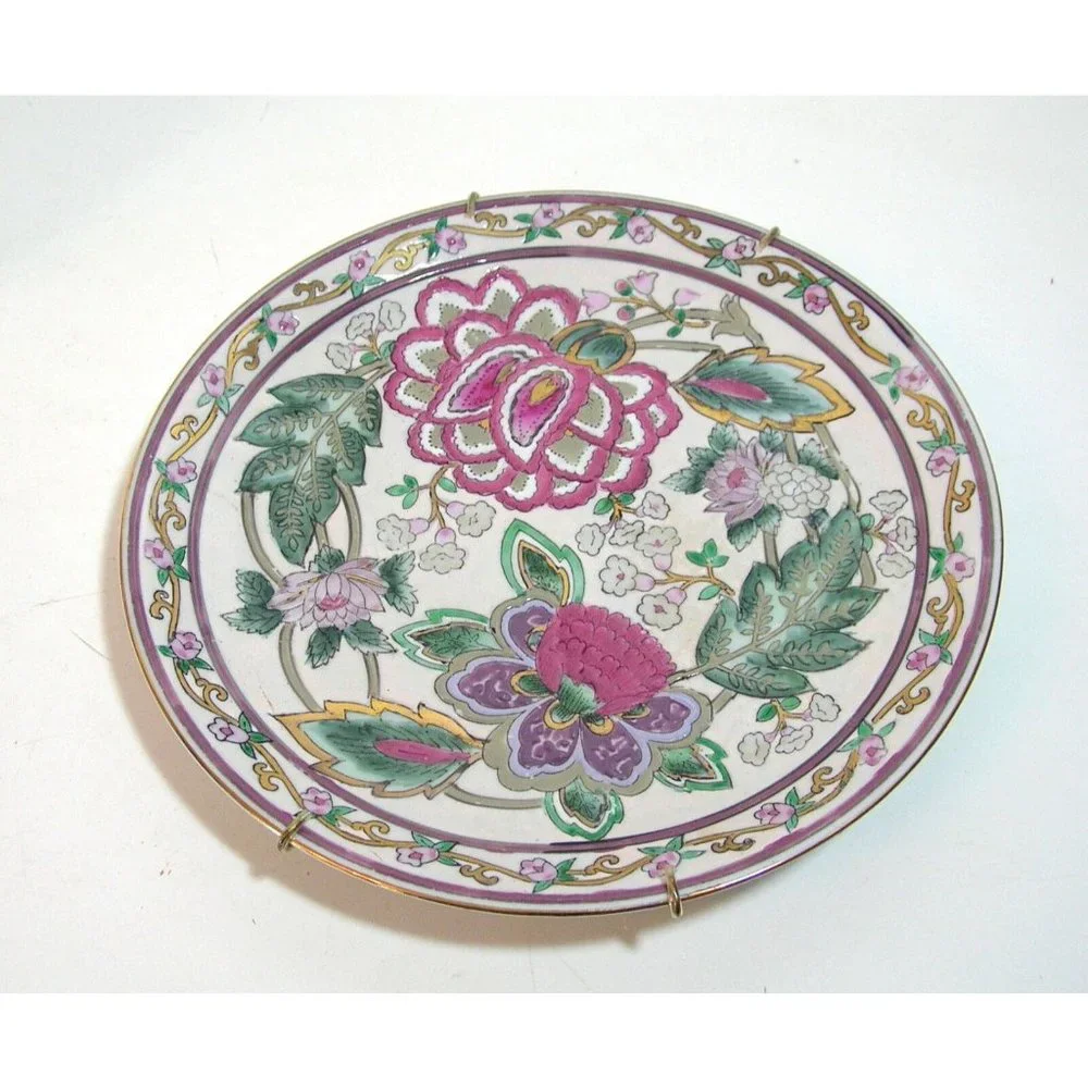 Oriental Floral Plates, Collection of Two, Traditional Decor - Picture 7 of 9